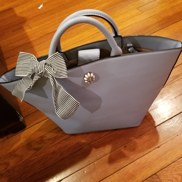 Blue purse - Picture 2 of 3